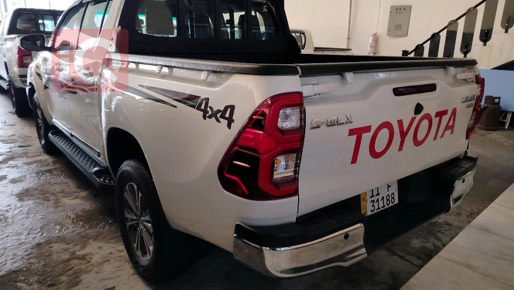 تويوتا هايلوكس